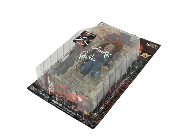 Child’s Play Chucky Signed McFarlane Movie Maniacs Action Figure - Image 2