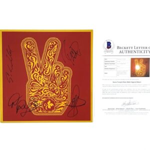 Stone Temple Pilots Band Signed Self-Titled 2010 Vinyl Album Record