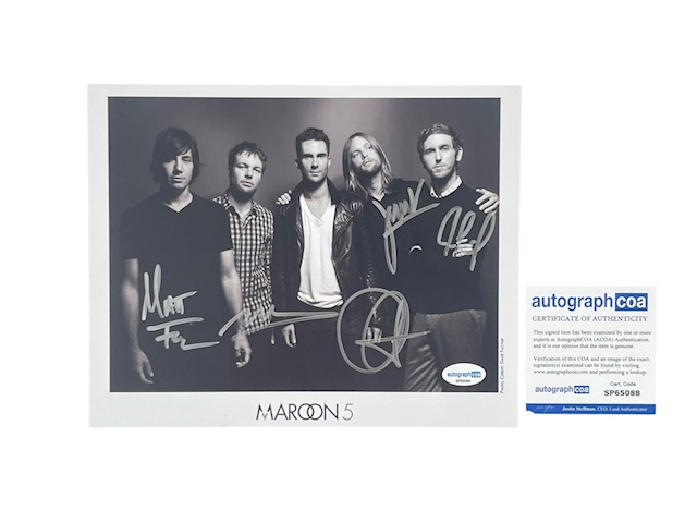 Maroon 5 Autographed 8” x 10” Promo Press Photo Adam Levine ACOA