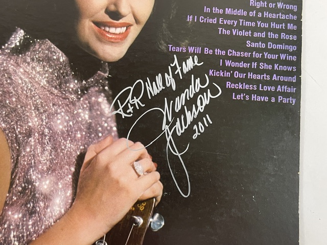 Wanda Jackson Autographed The Best of Wanda Jackson Vinyl Album R&R Hall Of Fame - Image 2