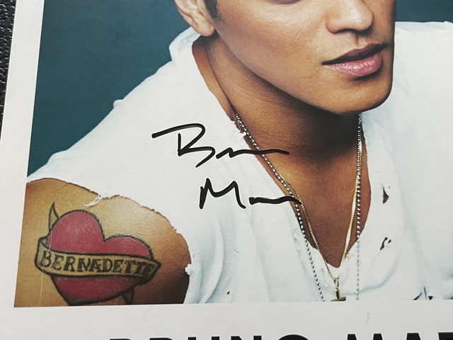 Bruno Mars Rare Authentic Autographed Promo 8x10 Photo ACOA LOA - Image 3