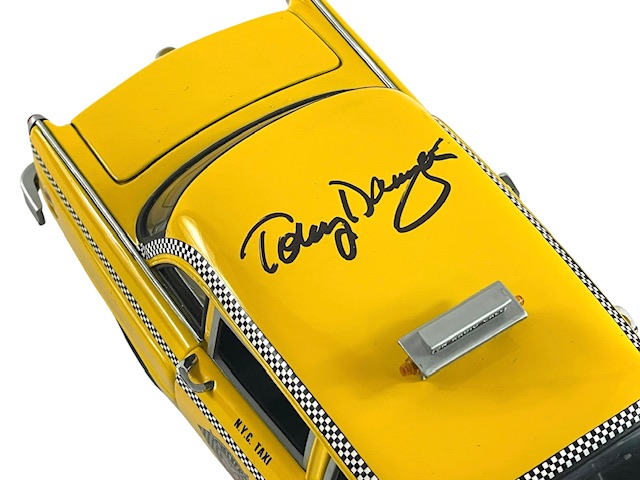 Tony Danza Autographed 1981 New York Checker Taxi Cab Car 1:18 Scale Sunstar COA - Image 3