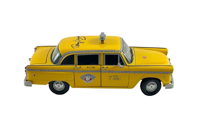 Tony Danza Autographed 1981 New York Checker Taxi Cab Car 1:18 Scale Sunstar COA - Image 4